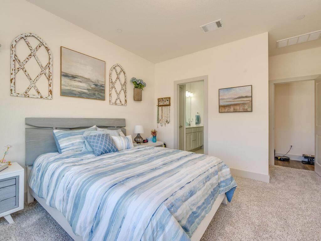 2257 Local Rebel Loop Leander TX 78641