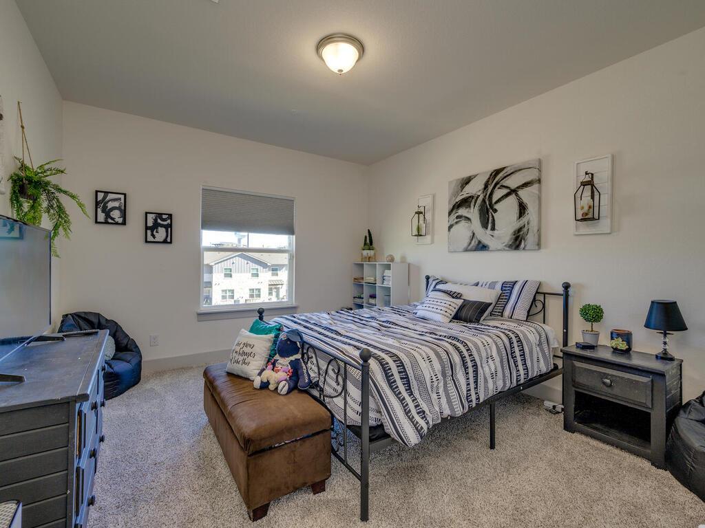 2257 Local Rebel Loop Leander TX 78641