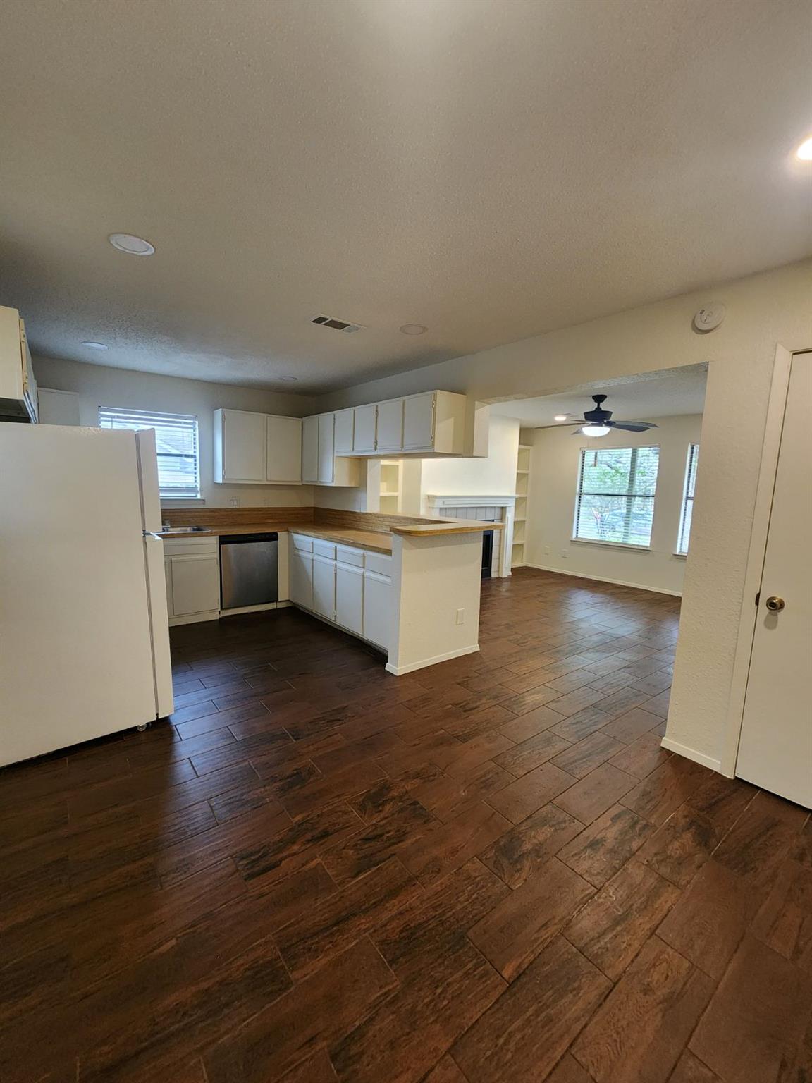 2908 Jadewood Court Austin TX 78748