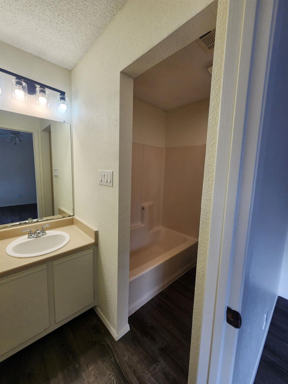 2908 Jadewood Court Austin TX 78748