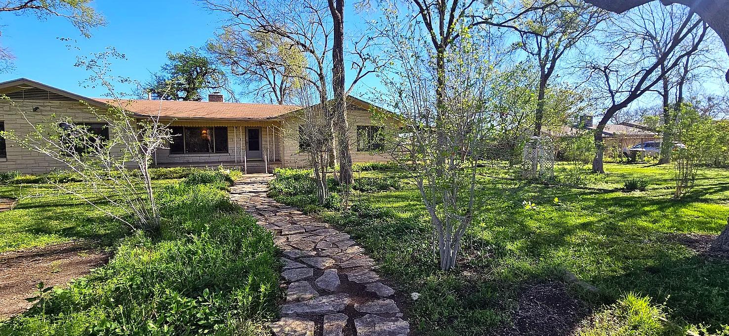 737 Oakdale Drive Sunset Valley TX 78745