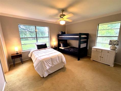 737 Oakdale Drive Sunset Valley TX 78745