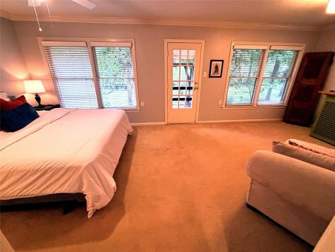 737 Oakdale Drive Sunset Valley TX 78745