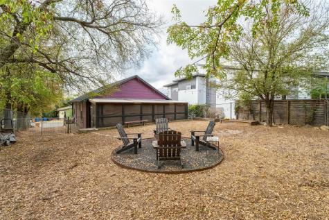 2804 Crest Avenue Austin TX 78702