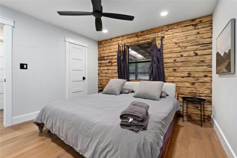 2804 Crest Avenue Austin TX 78702