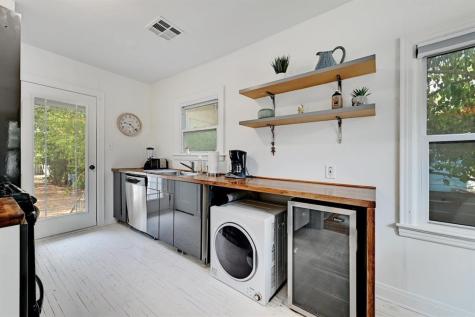 2943 Higgins Street Austin TX 78722