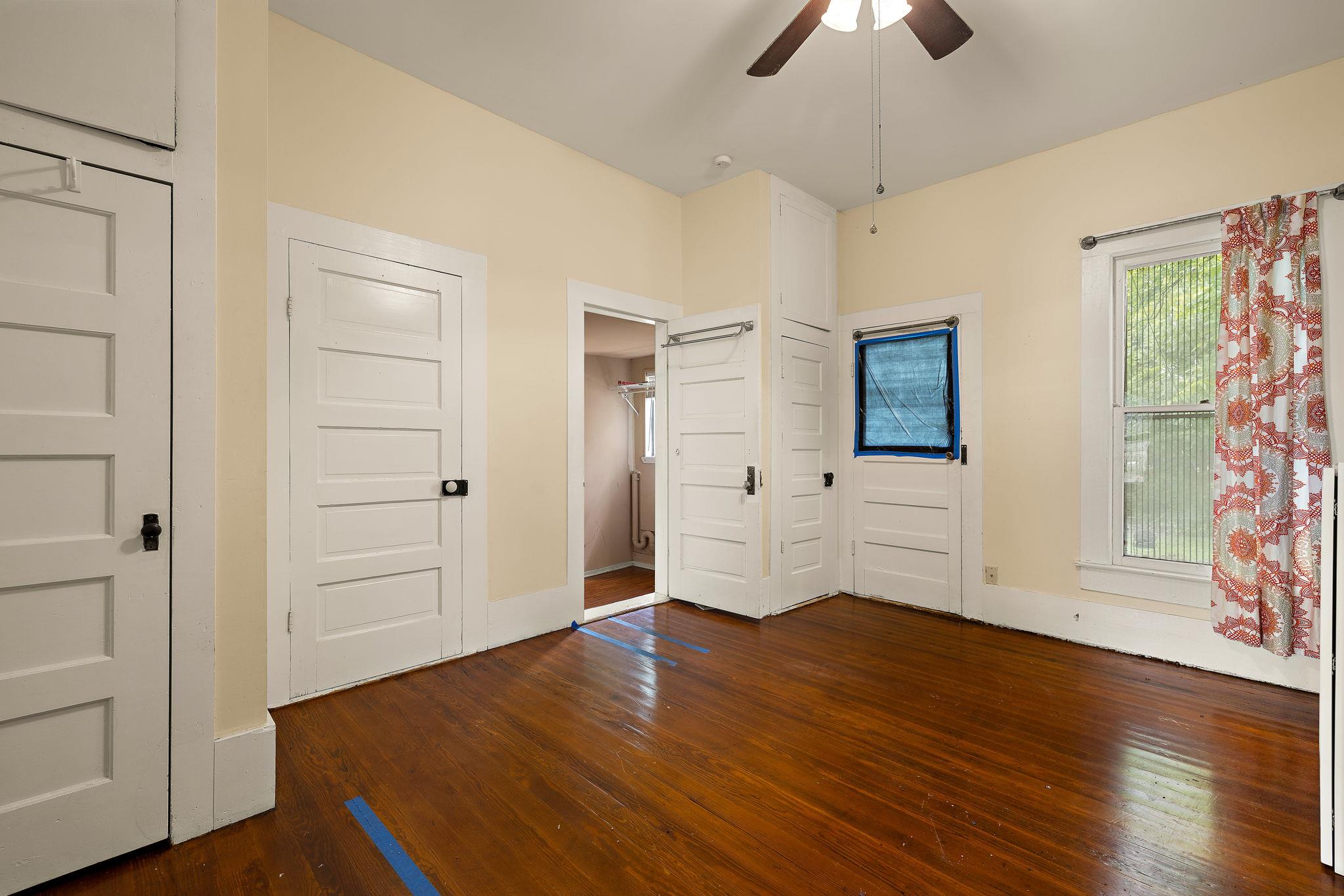 103 E Willis Street Leander TX 78641