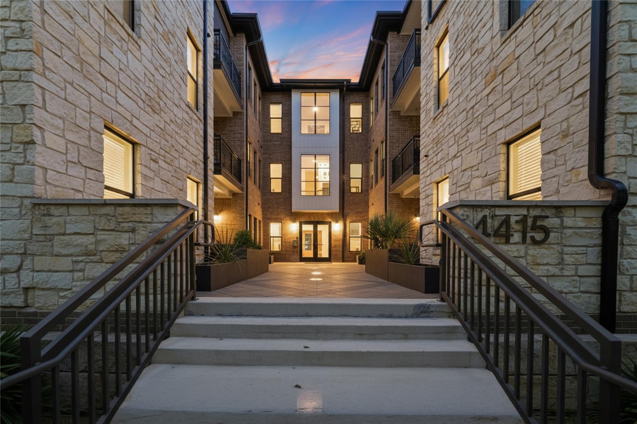4415 Jackson Avenue Austin TX 78731