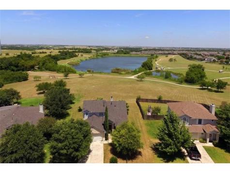 301 Lakemont Drive Hutto TX 78634