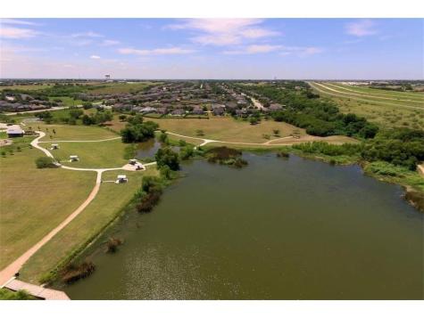 301 Lakemont Drive Hutto TX 78634
