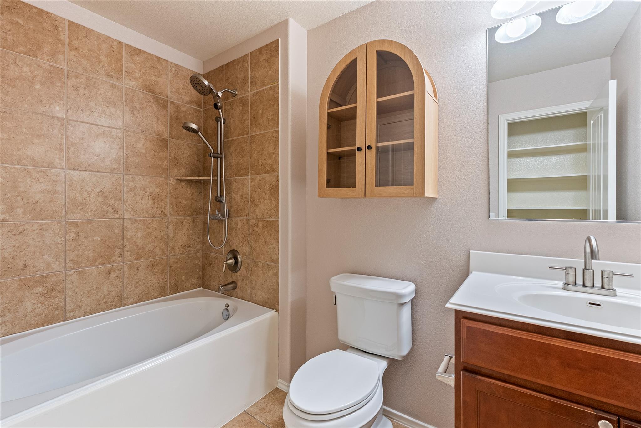 10200 E Lone Pine Lane Austin TX 78747