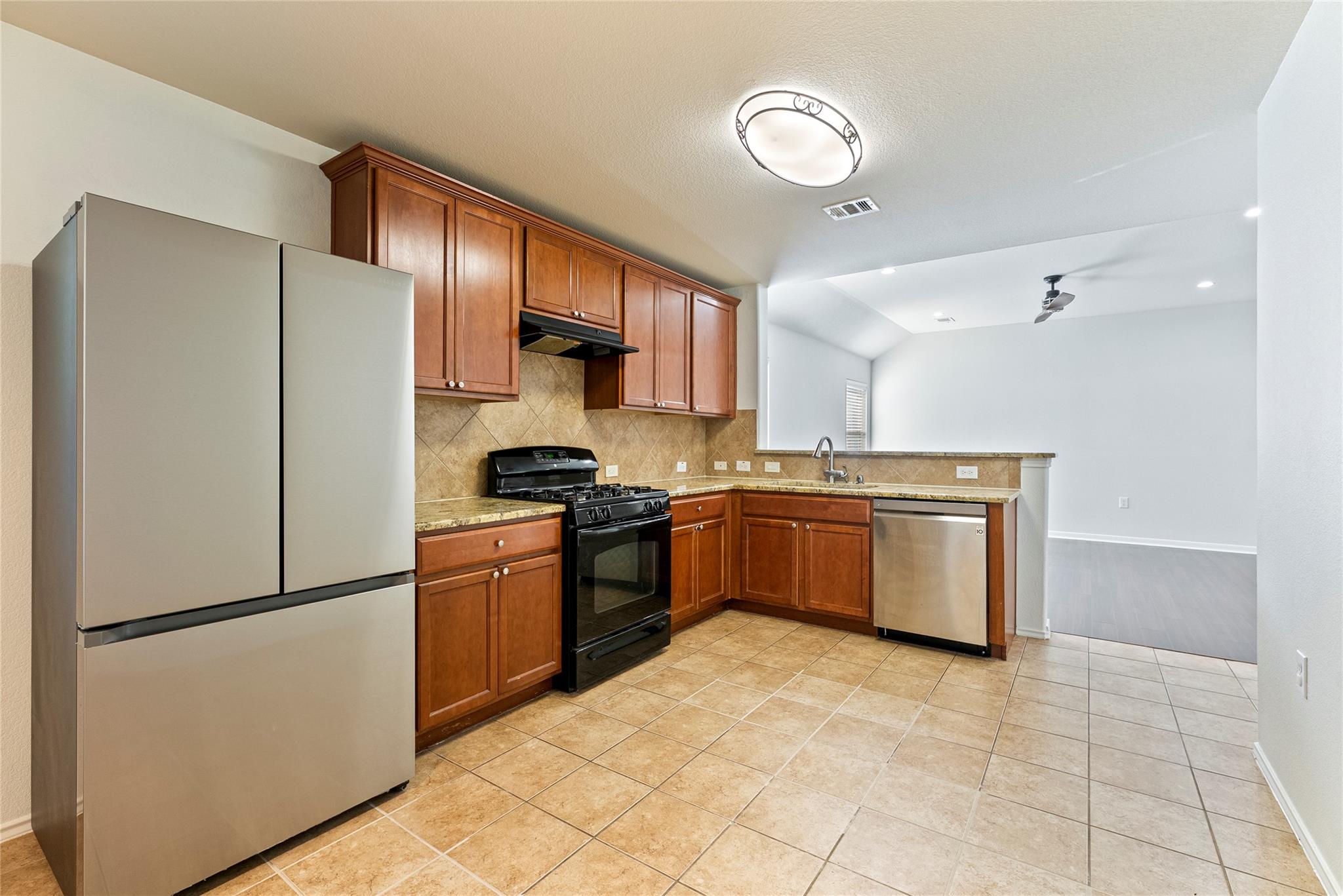10200 E Lone Pine Lane Austin TX 78747