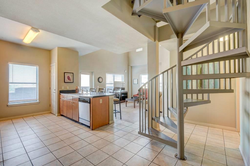2515 Pearl Austin TX 78705