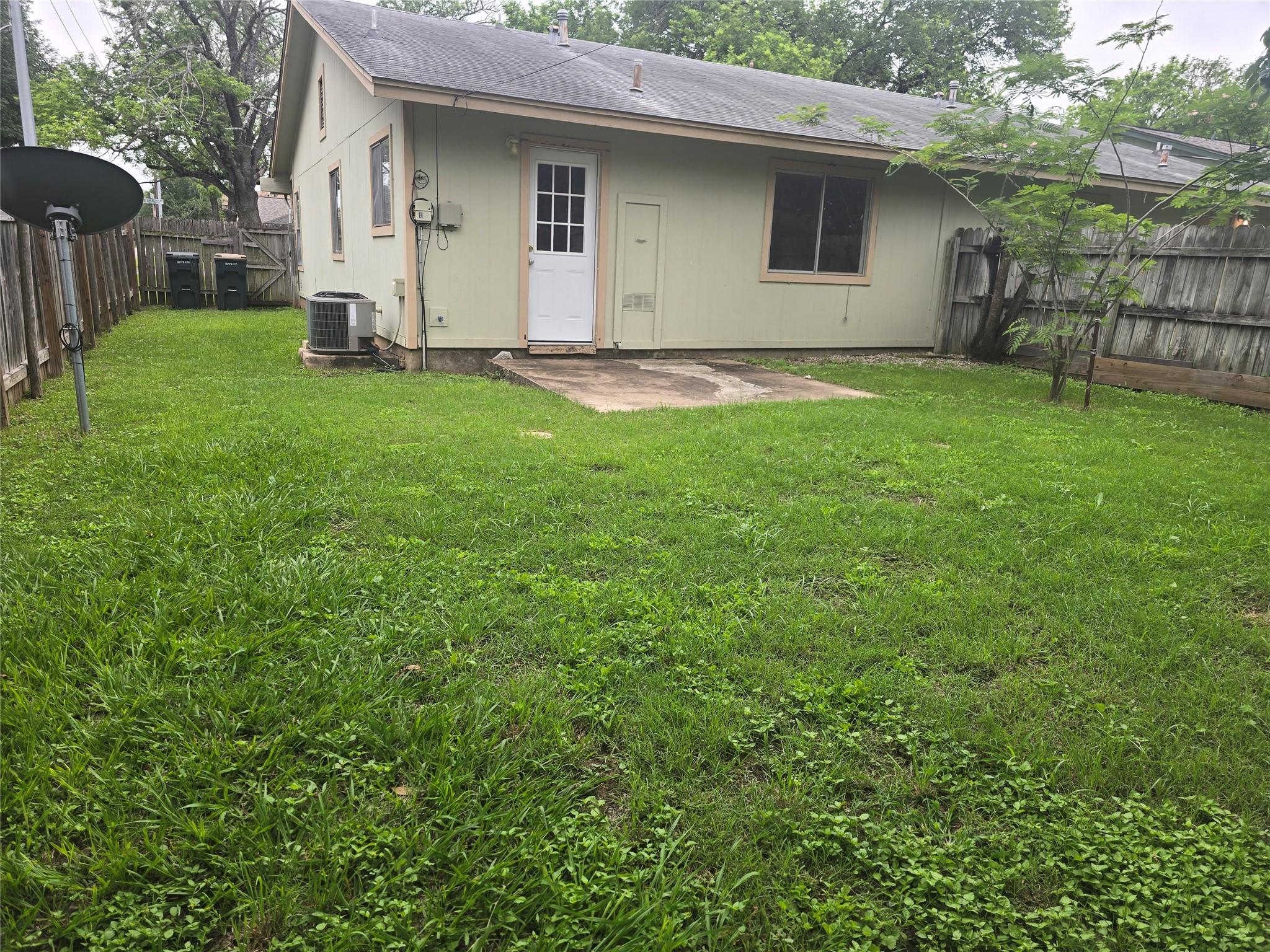 420 Vista West Court Bastrop TX 78602