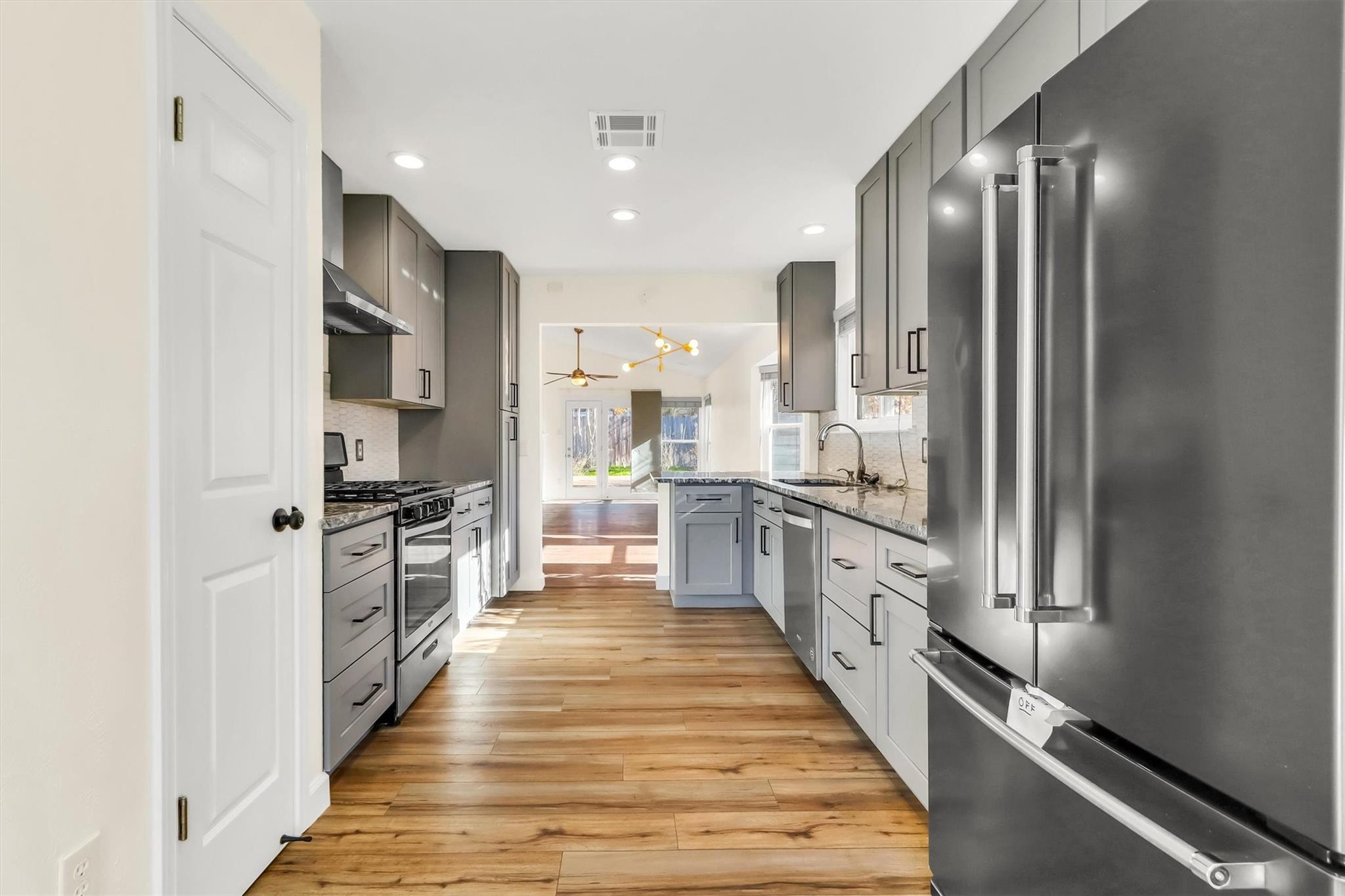 4139 Stonecroft Drive Austin TX 78749