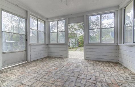 2709 Rae Dell Avenue Austin TX 78704