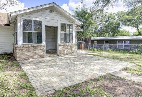 2709 Rae Dell Avenue Austin TX 78704