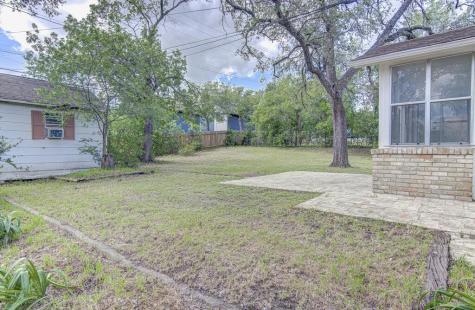 2709 Rae Dell Avenue Austin TX 78704