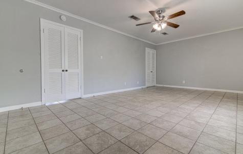 2709 Rae Dell Avenue Austin TX 78704
