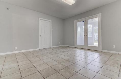 2709 Rae Dell Avenue Austin TX 78704