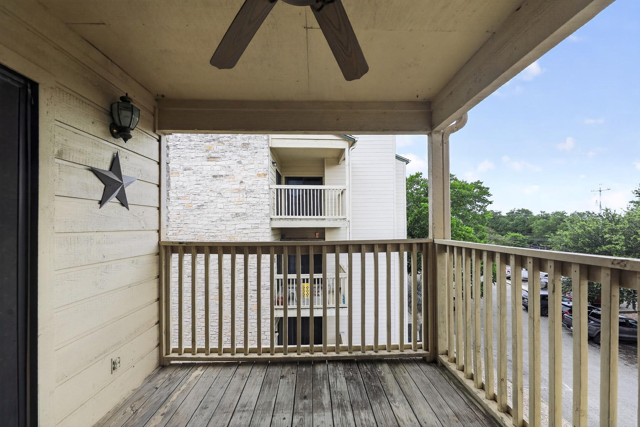 1013 Chestnut Street San Marcos TX 78666