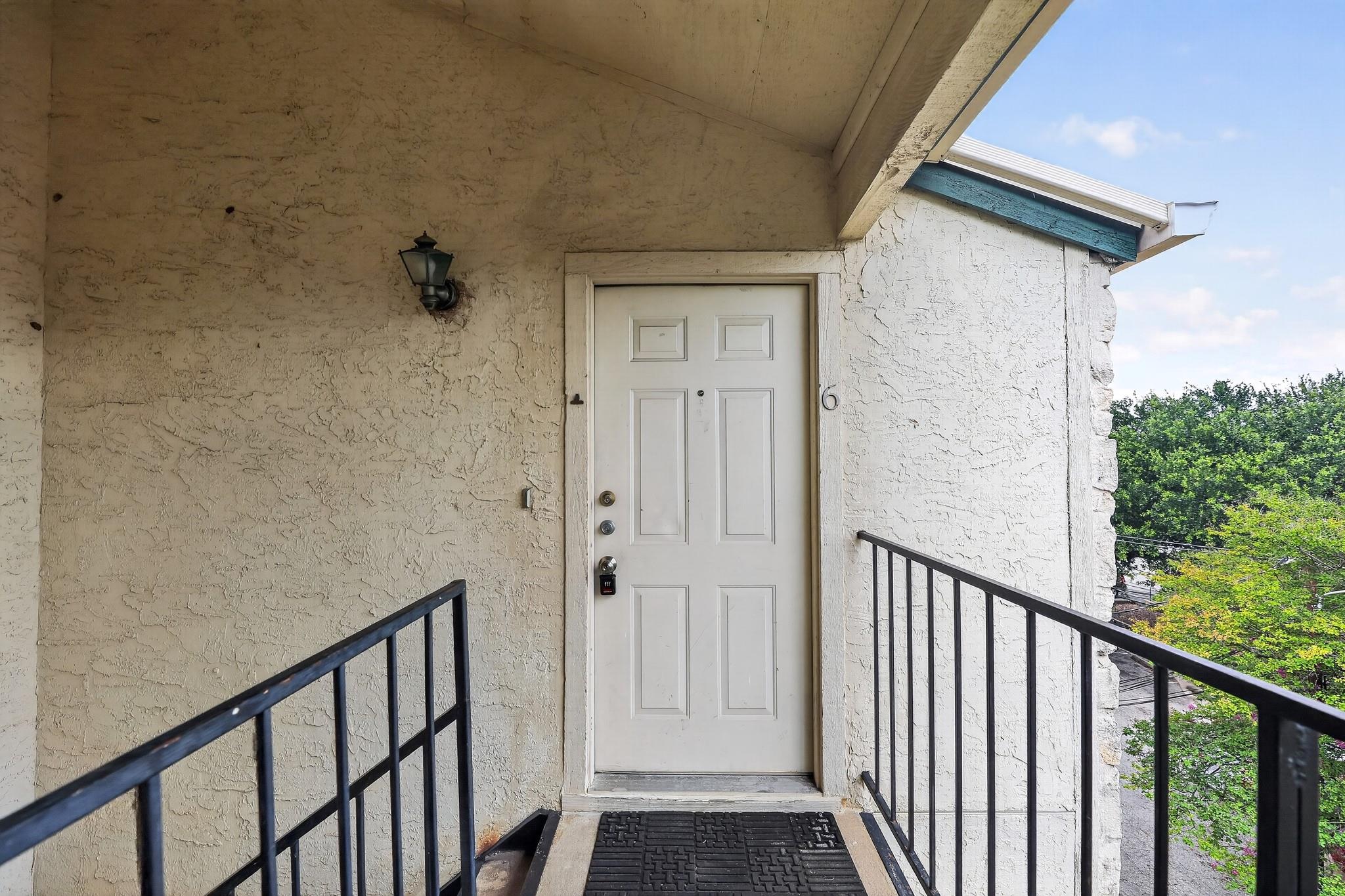 1013 Chestnut Street San Marcos TX 78666