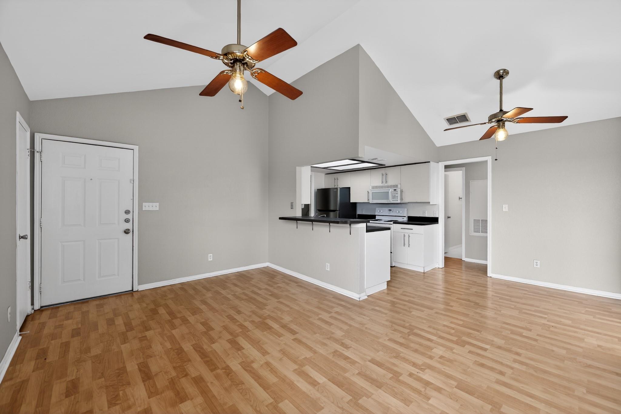 1013 Chestnut Street San Marcos TX 78666