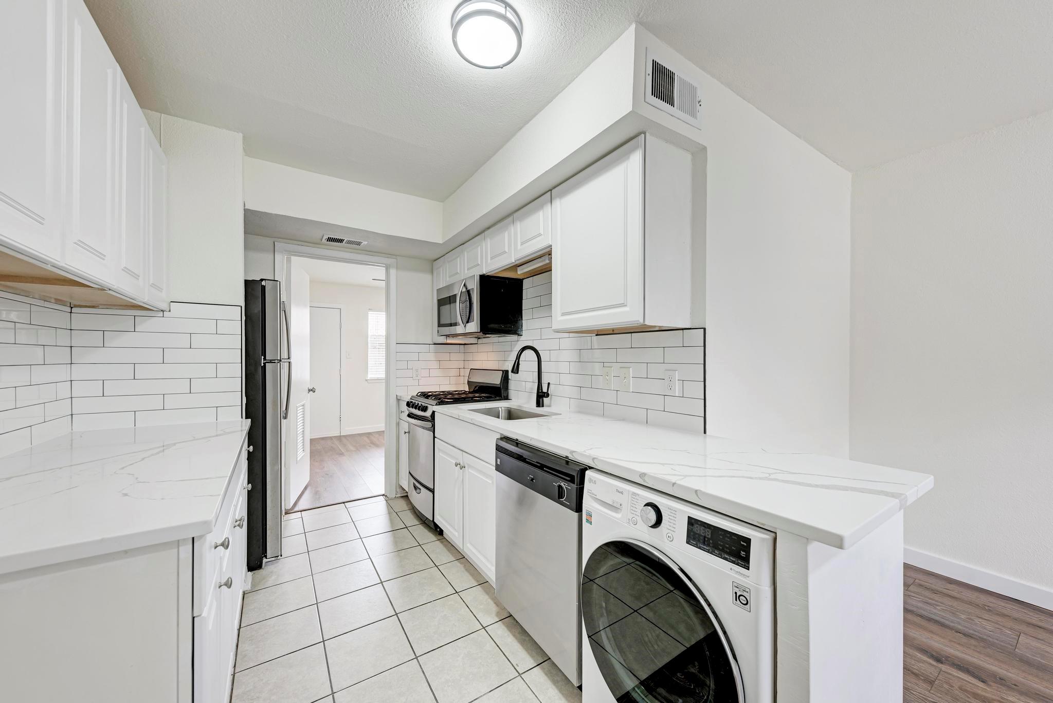 1010 W 23 Street Austin TX 78705