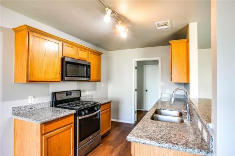 412 Ballentine Court Hutto TX 78634