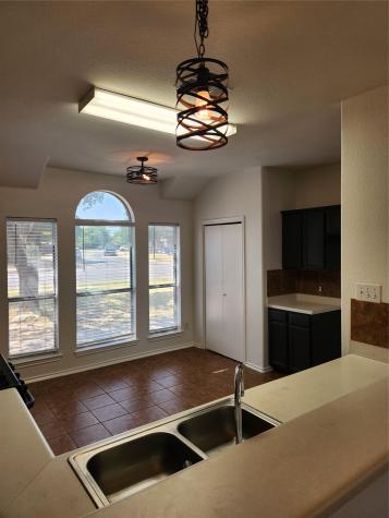 504 Texas Avenue Round Rock TX 78664