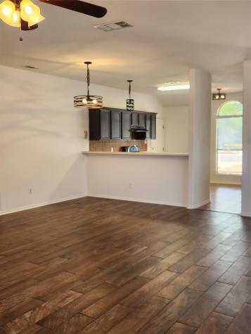 504 Texas Avenue Round Rock TX 78664