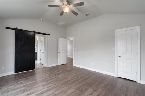 520 Middle Brook Drive Leander TX 78641