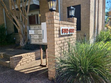 824 Banister Lane Austin TX 78704