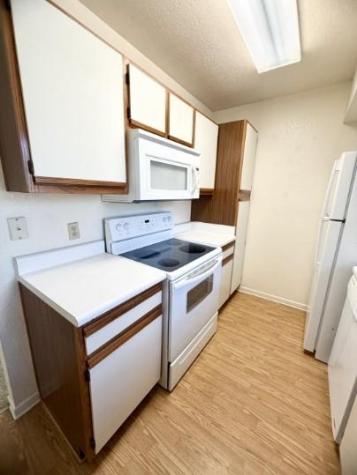 728 W San Antonio Street Lockhart TX 78644