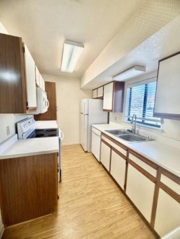 728 W San Antonio Street Lockhart TX 78644