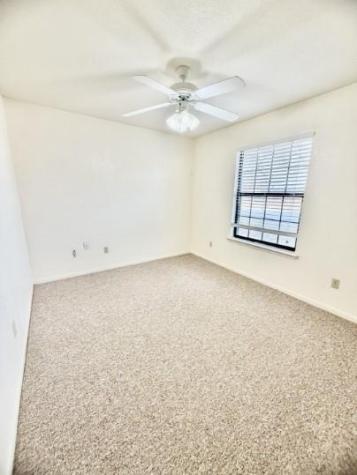 728 W San Antonio Street Lockhart TX 78644