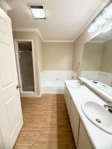 728 W San Antonio Street Lockhart TX 78644
