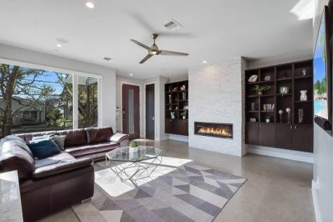 1802 W 10th Street Austin TX 78703
