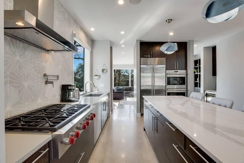 1802 W 10th Street Austin TX 78703