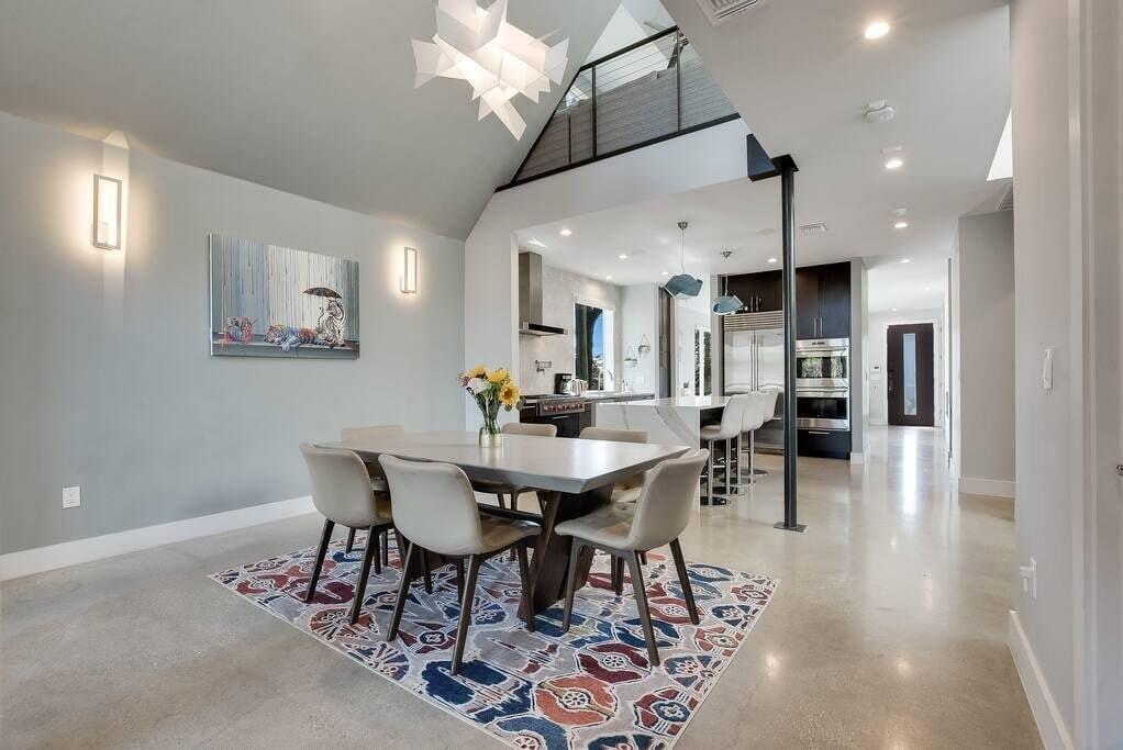 1802 W 10th Street Austin TX 78703