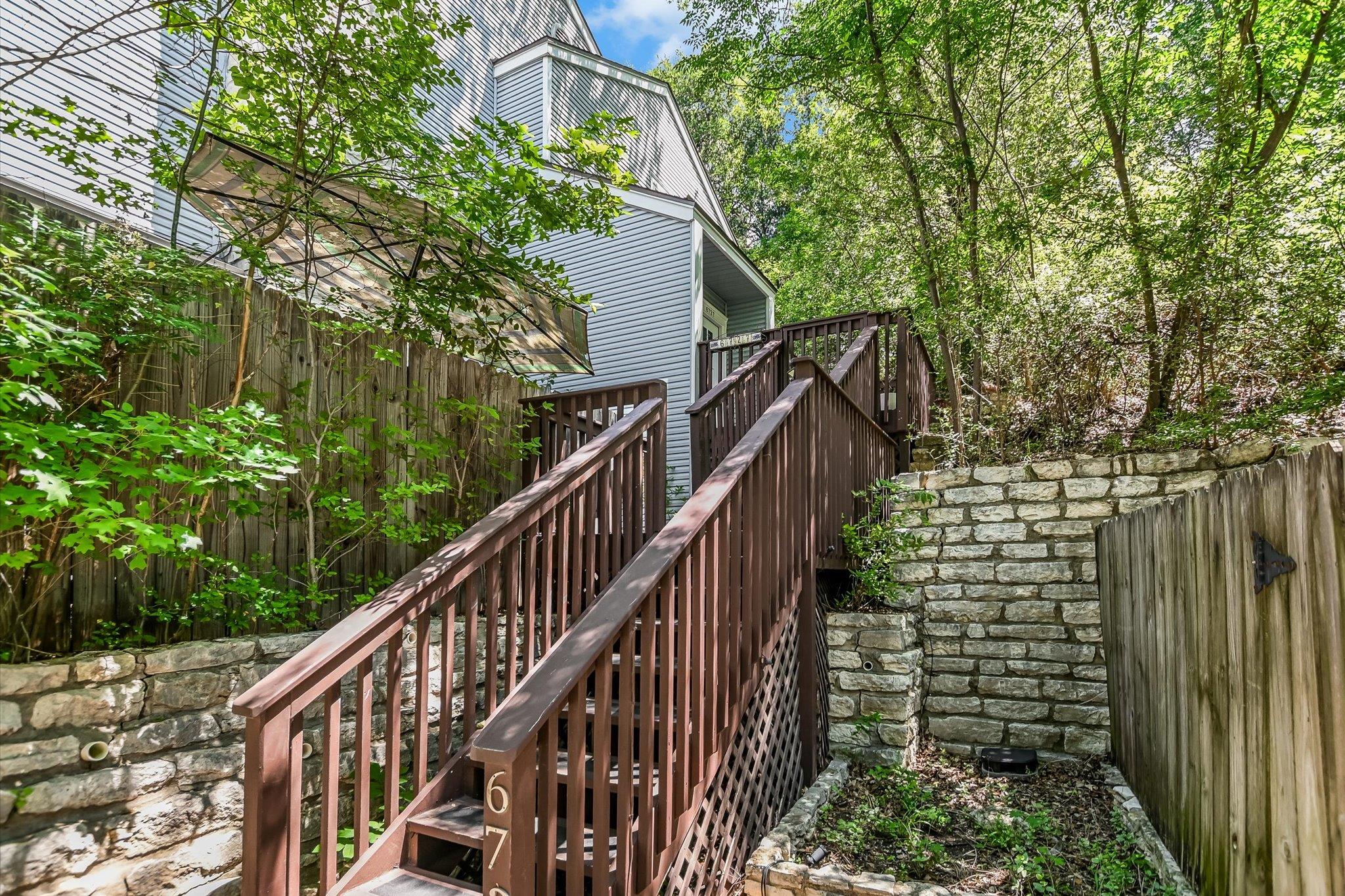 6727 Old Quarry Lane Austin TX 78731