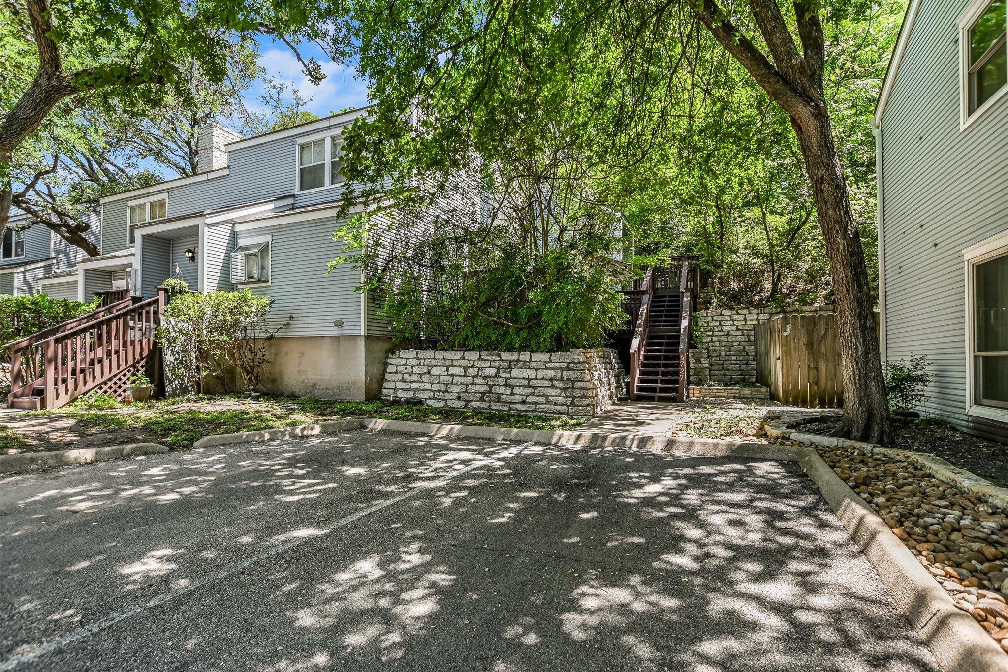 6727 Old Quarry Lane Austin TX 78731