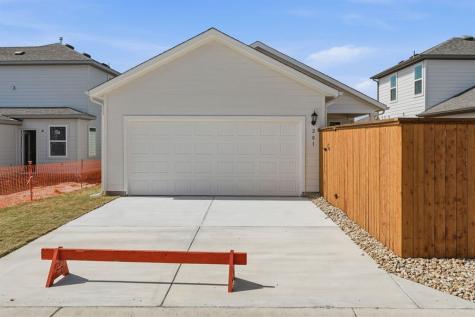 201 Betsy Road Hutto TX 78634