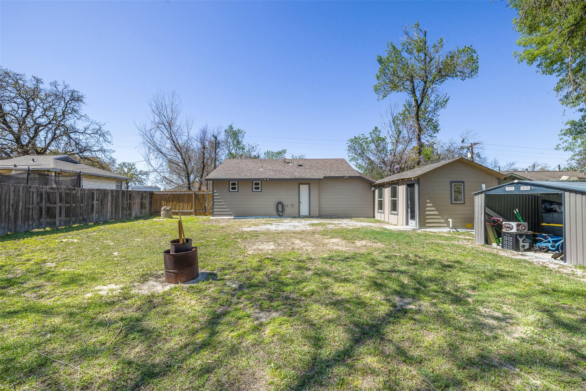 823 Hickory Street Rockdale TX 76567