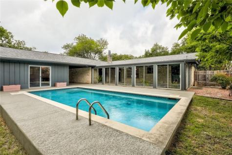 12401 Knoll Ridge Drive Austin TX 78758
