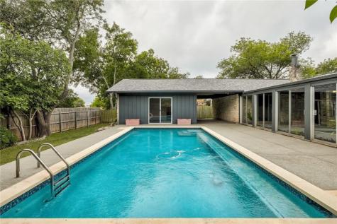 12401 Knoll Ridge Drive Austin TX 78758