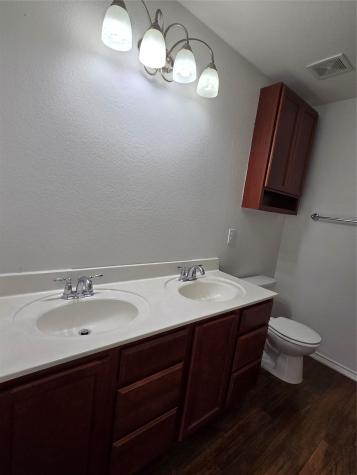 1124 Hyde Park Drive Round Rock TX 78665