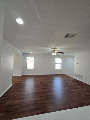 1124 Hyde Park Drive Round Rock TX 78665