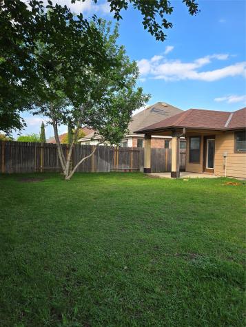 1124 Hyde Park Drive Round Rock TX 78665