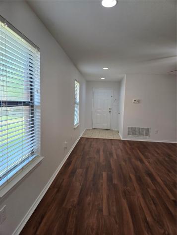 1124 Hyde Park Drive Round Rock TX 78665